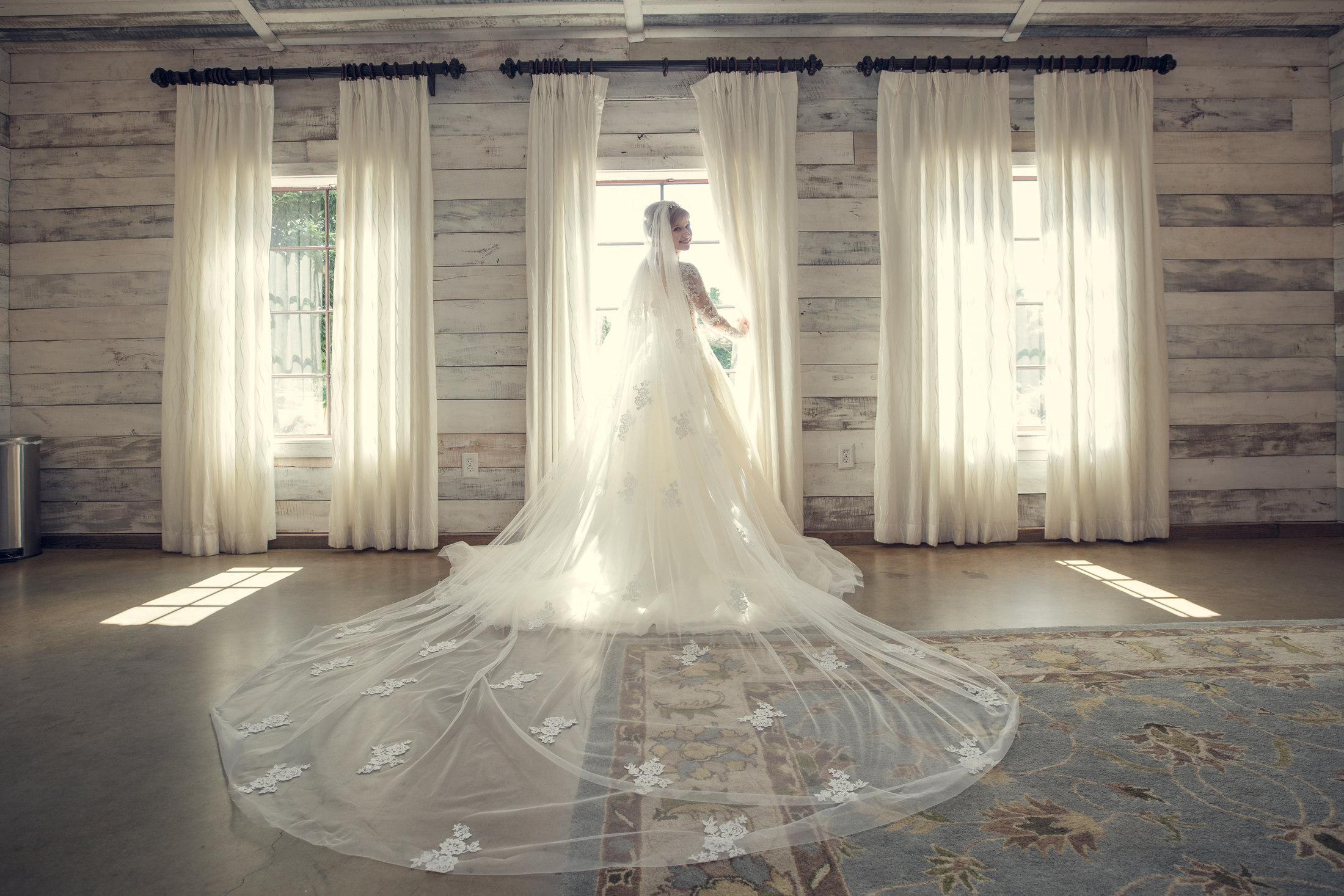 Valeriya and Jonathan wedding at Big Sky Barn — photograph 9