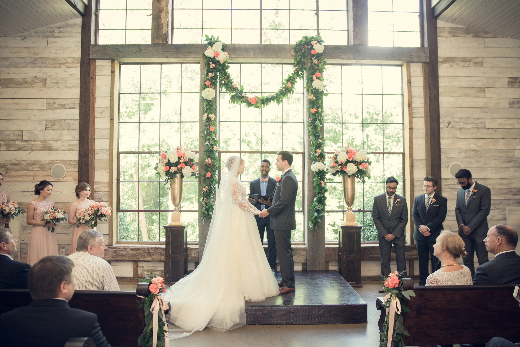 Valeriya and Jonathan wedding at Big Sky Barn — photograph 13