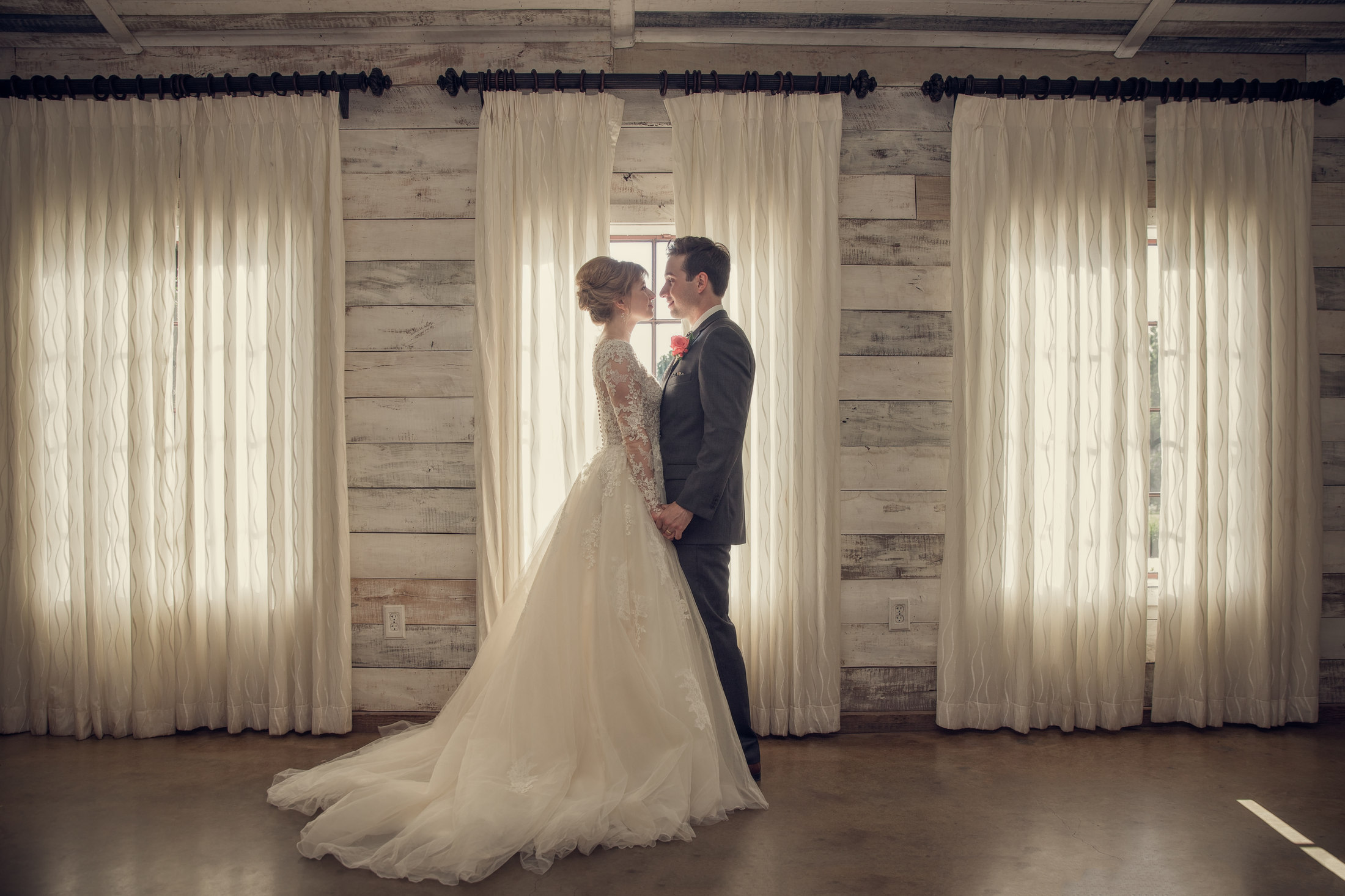 Valeriya and Jonathan wedding at Big Sky Barn — photograph 25