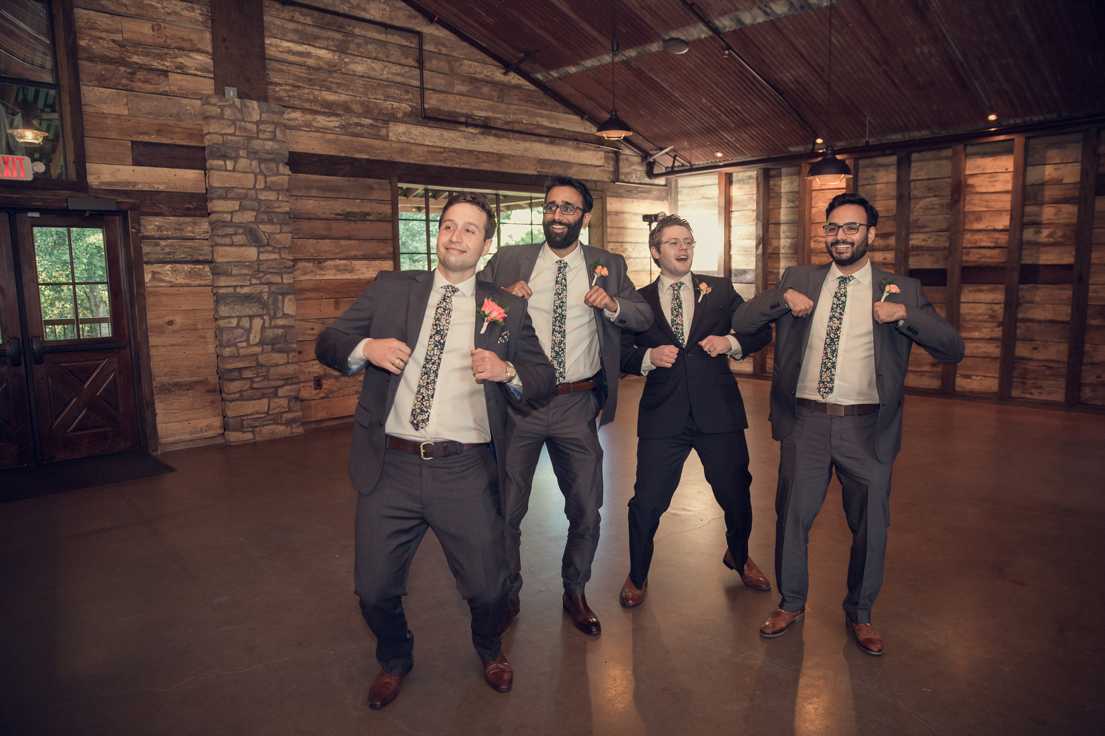 Valeriya and Jonathan wedding at Big Sky Barn — photograph 30
