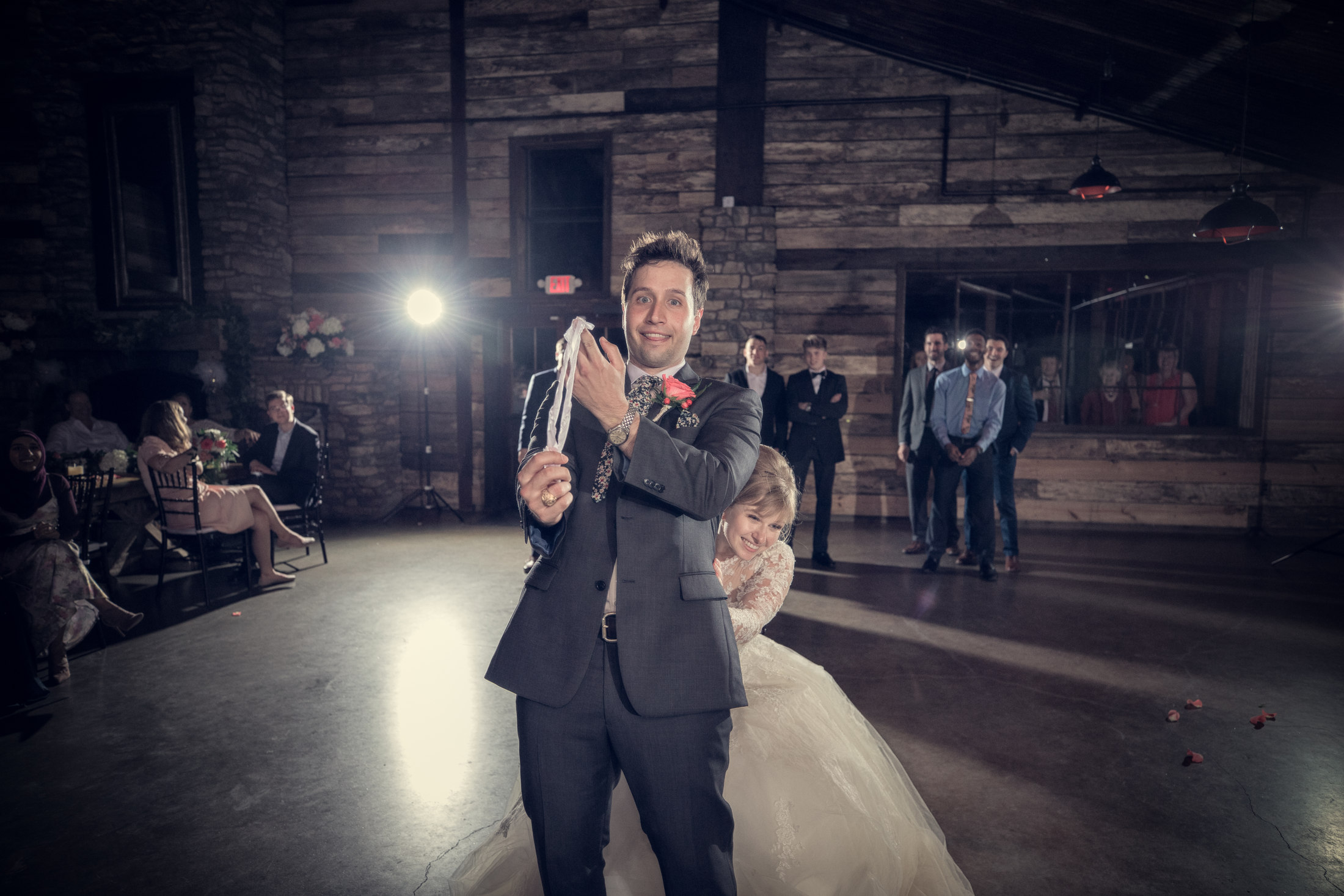 Valeriya and Jonathan wedding at Big Sky Barn — photograph 100